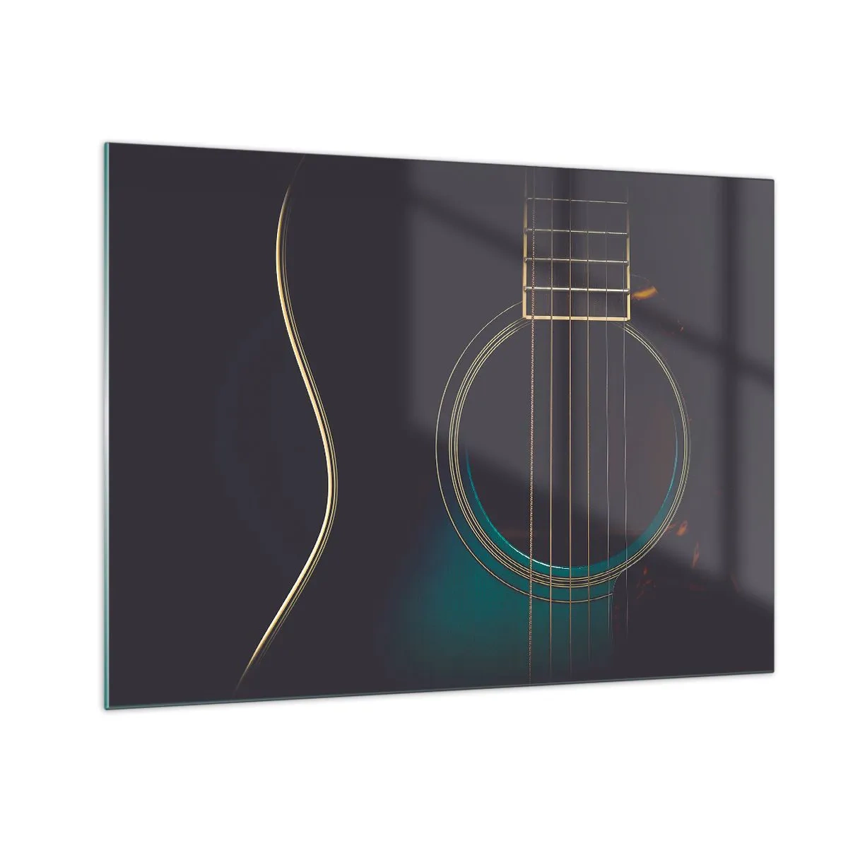 Tablou pe sticlă - Prim-plan al unei chitare acustice negre cu detalii despre coarde - 70x50cm - O clipă înainte de a suna - Decorațiune modernă pentru perete pentru living și dormitor ARTTOR