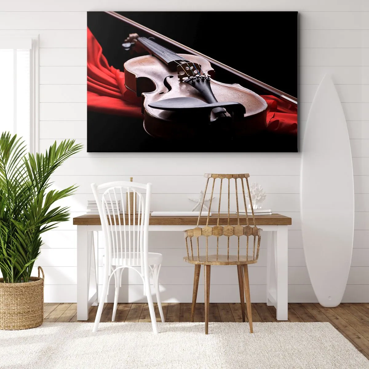 Tablou pe pânză Canvas - Vioară pe material textil roșu cu fundal negru - 70x50cm - Muzica sentimentelor - Decorațiune modernă pentru perete pentru living și dormitor ARTTOR