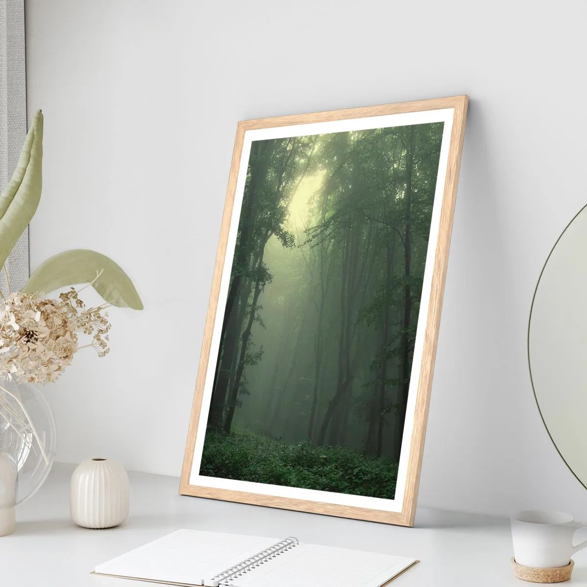 Poster în ramă de stejar deschis - Înainte să se trezească - 50x70 cm