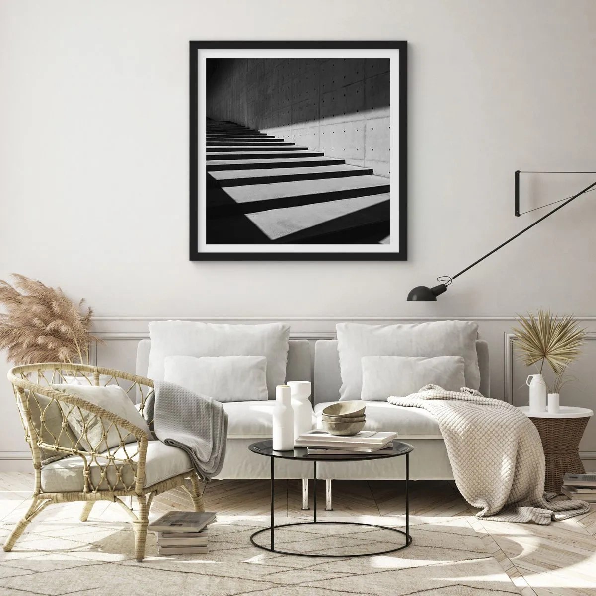 Poster în ramă neagră - Frumusețea brută a modernismului - 30x30 cm