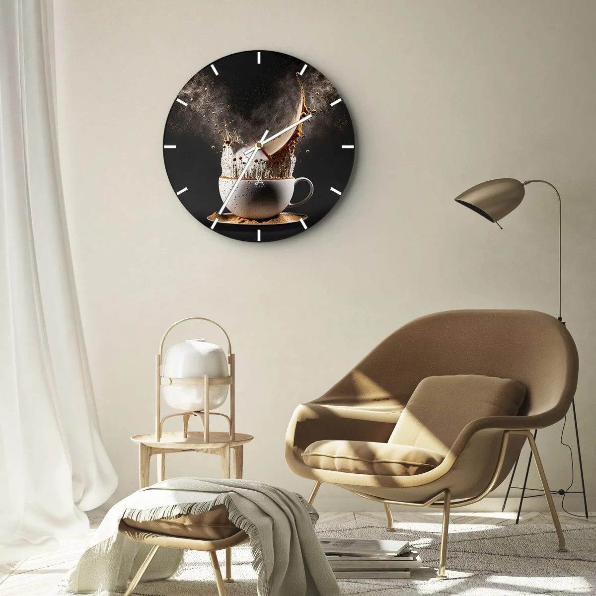Ceas de perete - Ceas pe sticlă - Cafea explodând dintr-o ceașcă pe un fundal negru - 30x30cm - O explozie de arome - Decorațiune modernă pentru perete pentru living, bucătărie și dormitor ARTTOR
