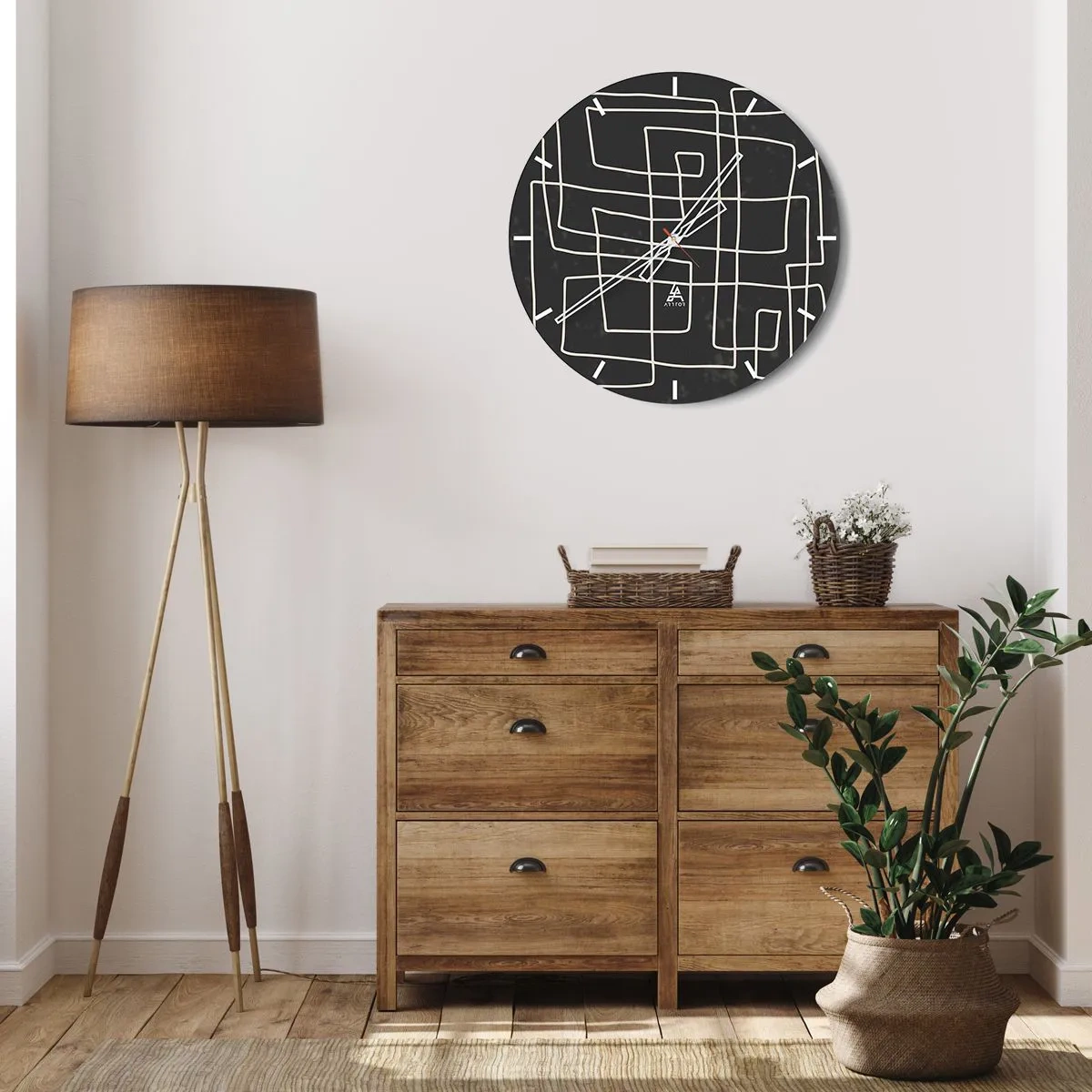 Ceas de perete - Ceas pe sticlă - Linii geometrice albe care formează o grilă complexă pe un fundal negru. - 30x30cm - Nu atât de simplu - Decorațiune modernă pentru perete pentru living, bucătărie și dormitor ARTTOR