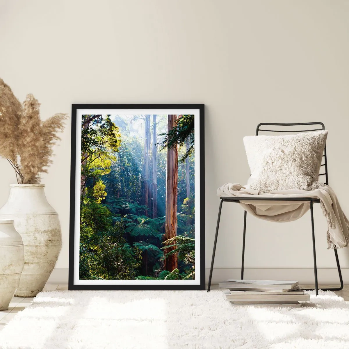 Poster în ramă neagră - Pădurea tropicală iluminată de lumina soarelui - 50x70cm - O poveste din pădure - Decorațiune modernă pentru perete pentru living și dormitor ARTTOR