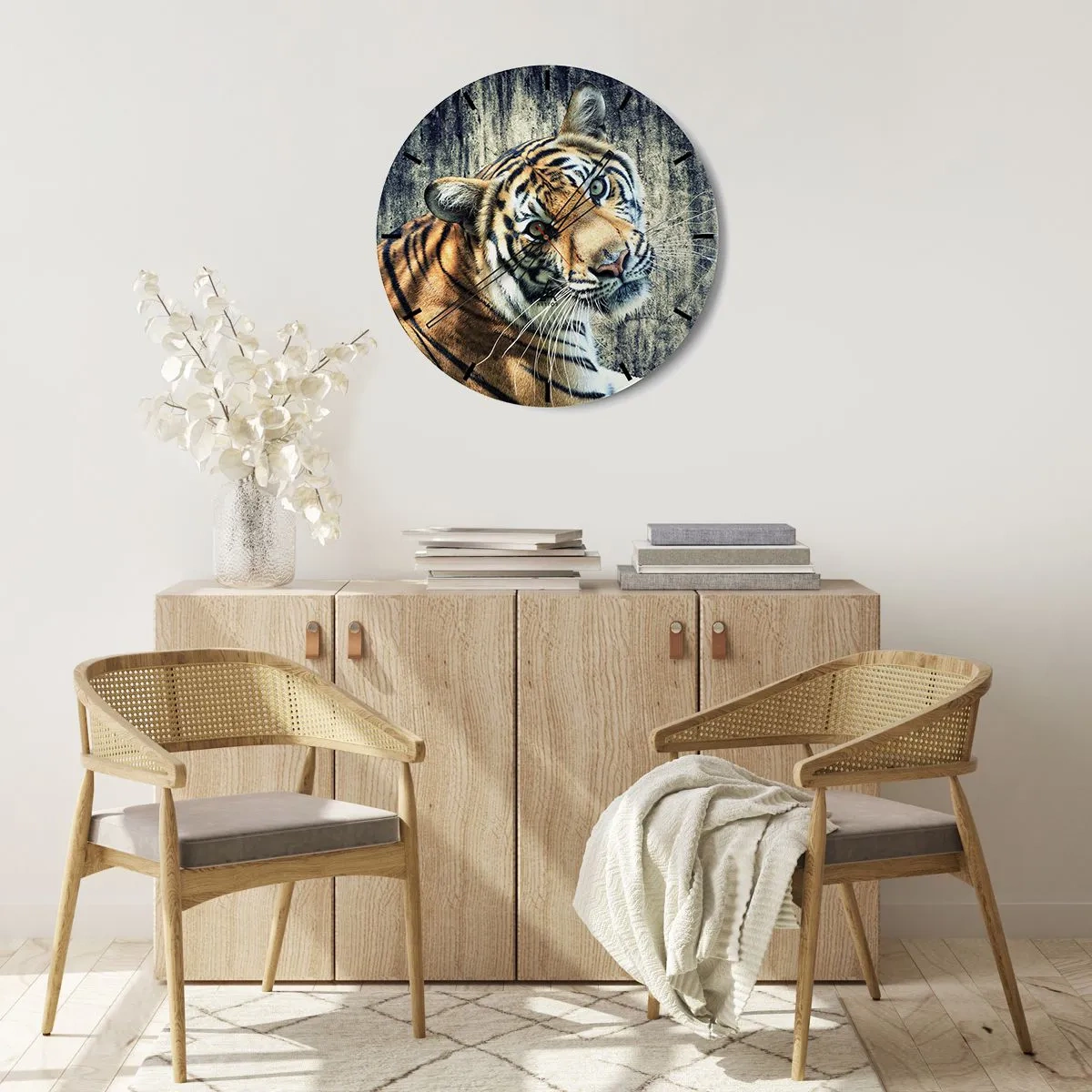 Ceas de perete - Ceas pe sticlă - Portretul unui tigru pe un zid de piatră - 30x30cm - Portret în fluxuri de lumină - Decorațiune modernă pentru perete pentru living, bucătărie și dormitor ARTTOR