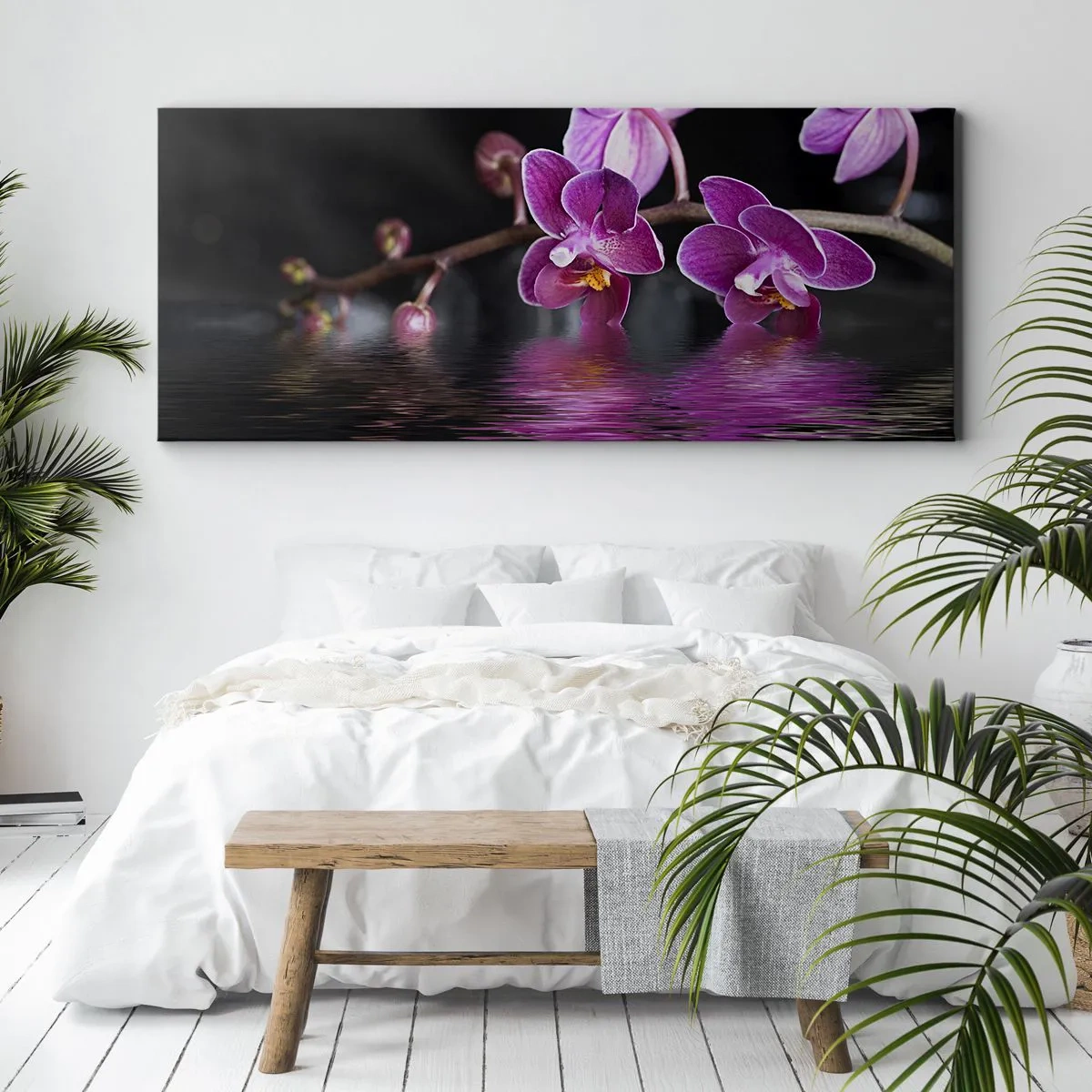 Tablou pe pânză - Reflecție de frumusețe în liliac - 90x30 cm