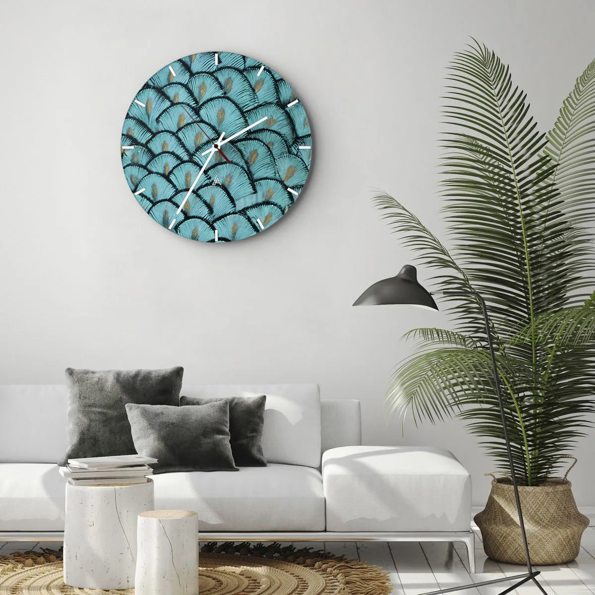 Ceas de perete - Ceas pe sticlă - Un prim-plan cu pene de păun turcoaz într-un aranjament decorativ. - 30x30cm - Marea gală a penelor - Decorațiune modernă pentru perete pentru living, bucătărie și dormitor ARTTOR