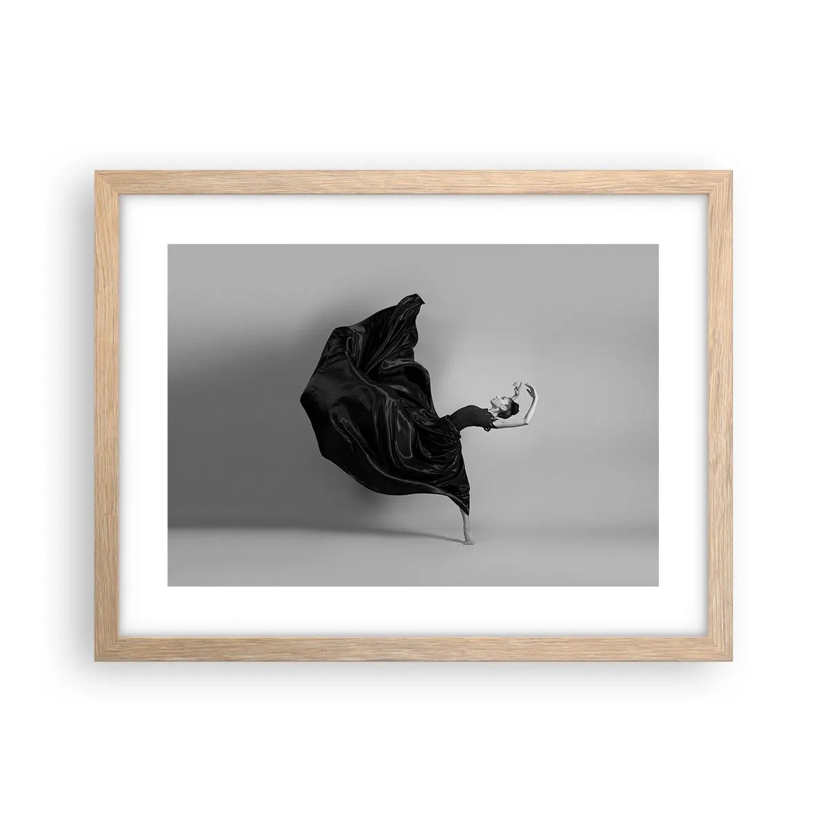 Poster în ramă de stejar deschis - Înaripată de muzică - 40x30 cm