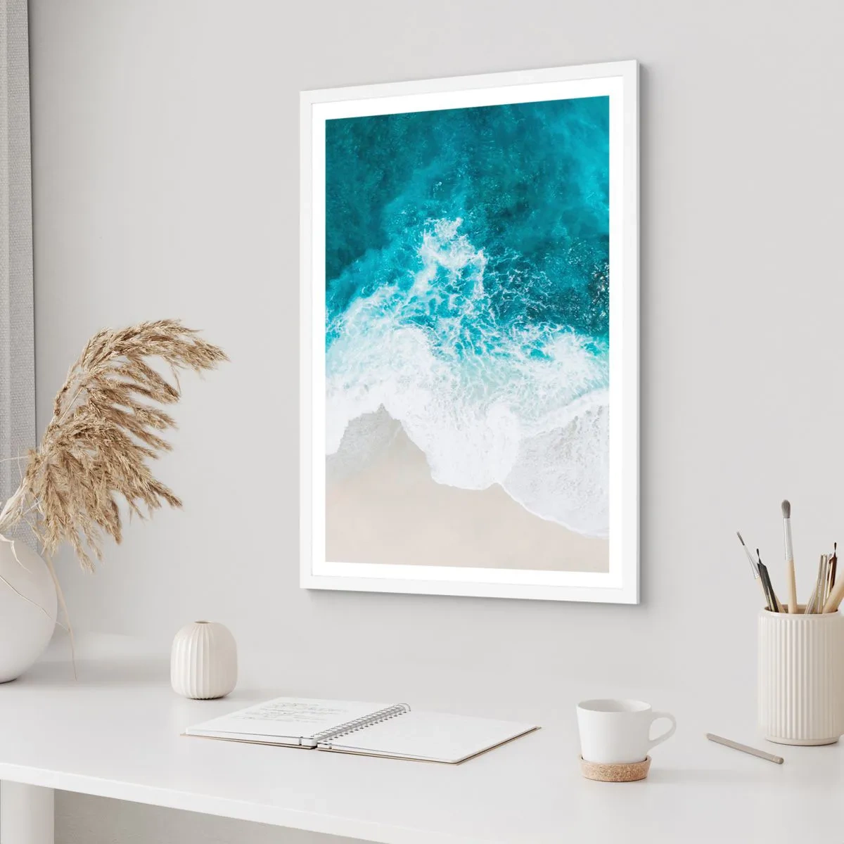 Poster în ramă albă - Mângâiere naturală - 30x40 cm