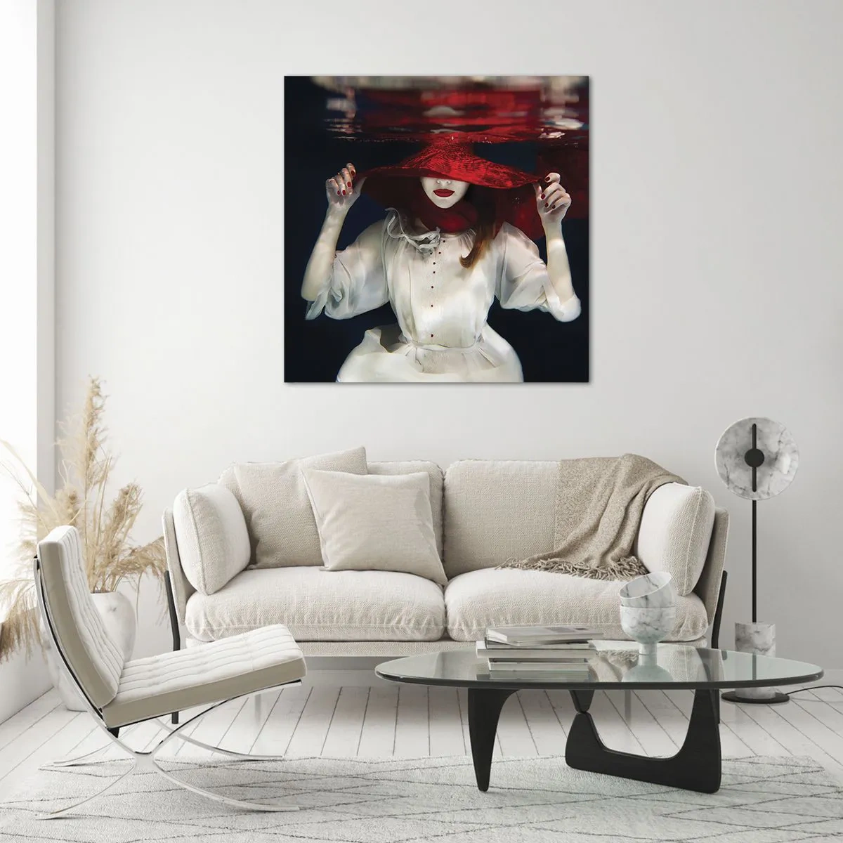 Tablou pe sticlă - Frumoasa fantomă - 70x70 cm