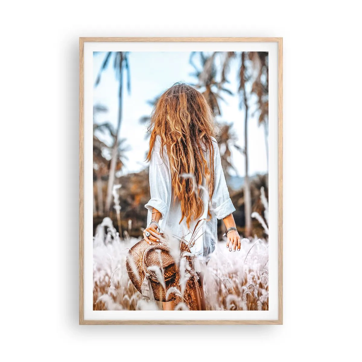 Poster în ramă de stejar deschis - Născută din puful de iarbă - 70x100 cm