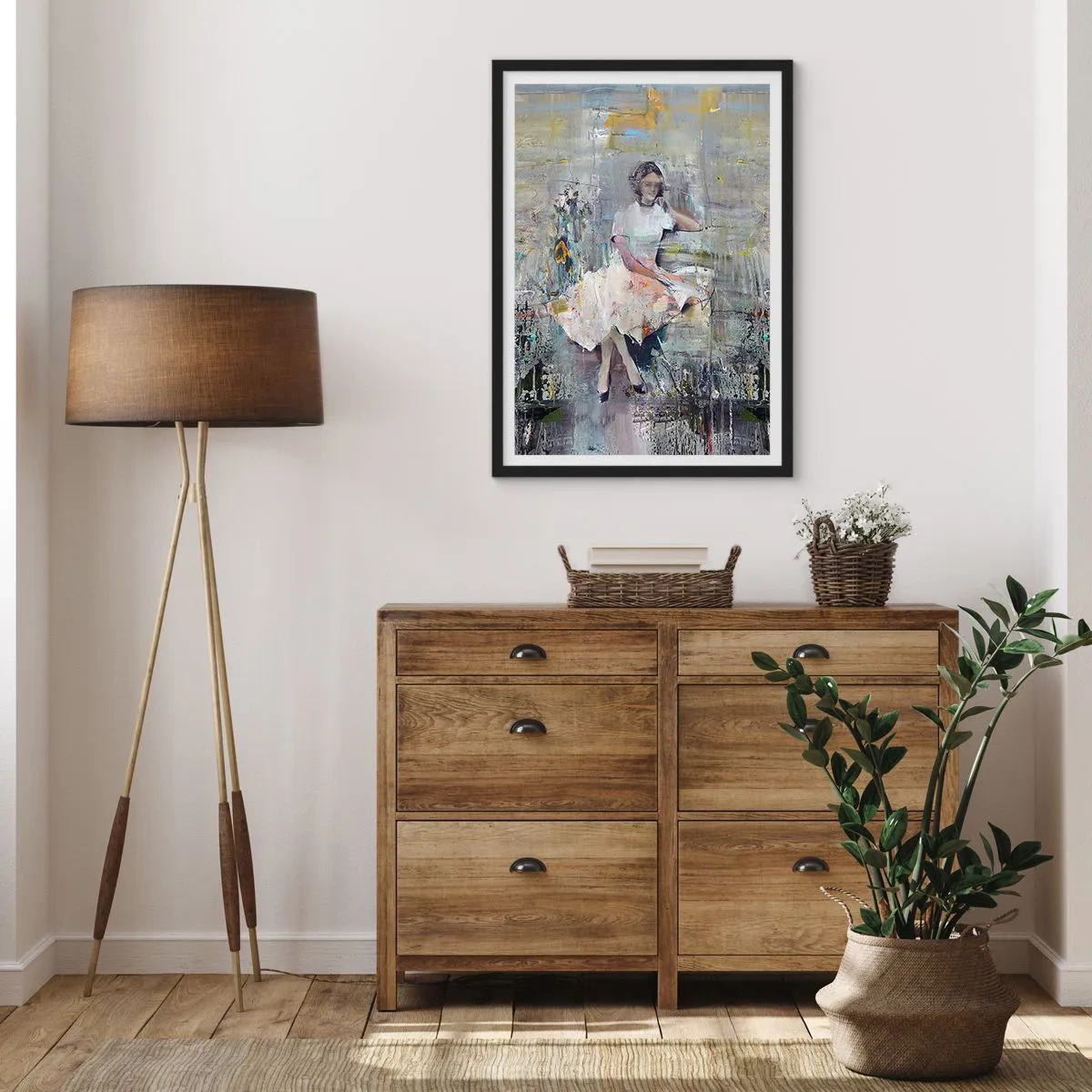 Poster în ramă neagră - Figură abstractă a unei femei într-o rochie pe un fundal texturat - 50x70cm - Clasică și modernă - Decorațiune modernă pentru perete pentru living și dormitor ARTTOR