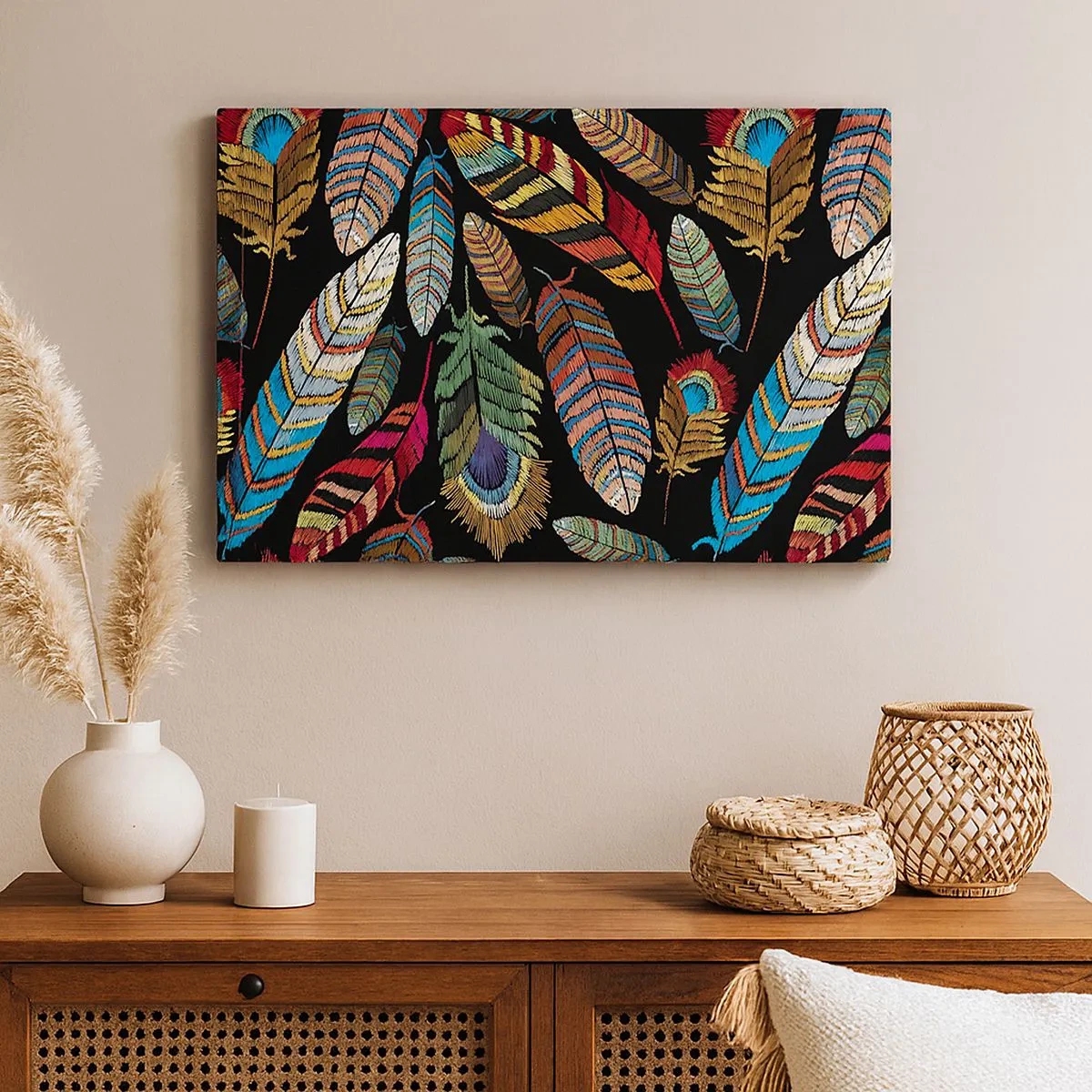 Tablou pe pânză Canvas - Pene colorate pe fundal negru - 70x50cm - Carnavalul păsărilor - Decorațiune modernă pentru perete pentru living și dormitor ARTTOR