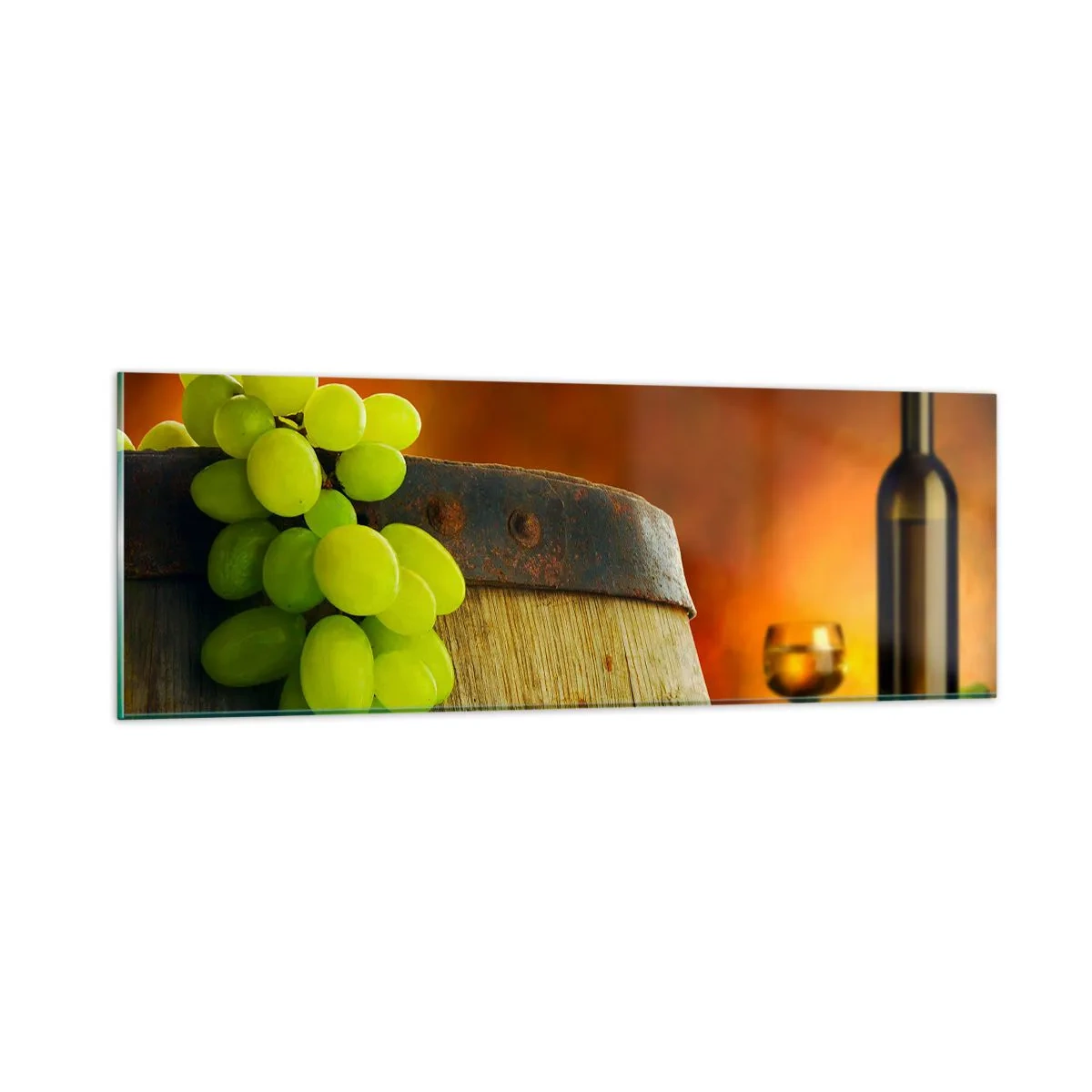 Tablou pe sticlă - Natură moartă cu o sticlă de vin și un ciorchine de struguri - 90x30 cm