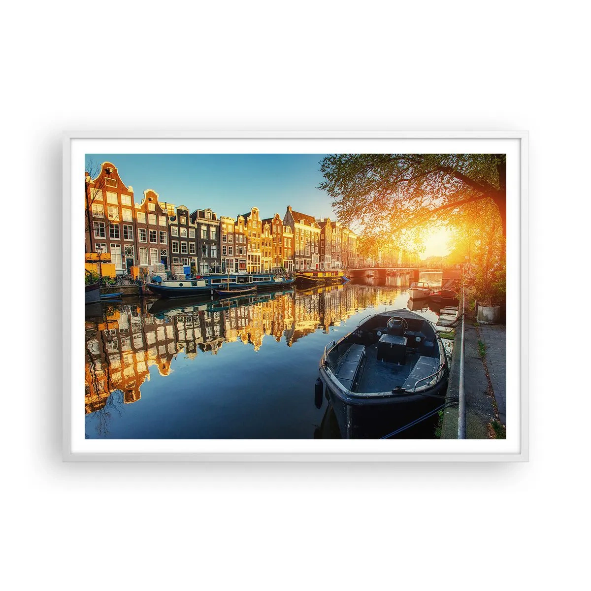 Poster în ramă albă - Dimineața în Amsterdam - 100x70 cm