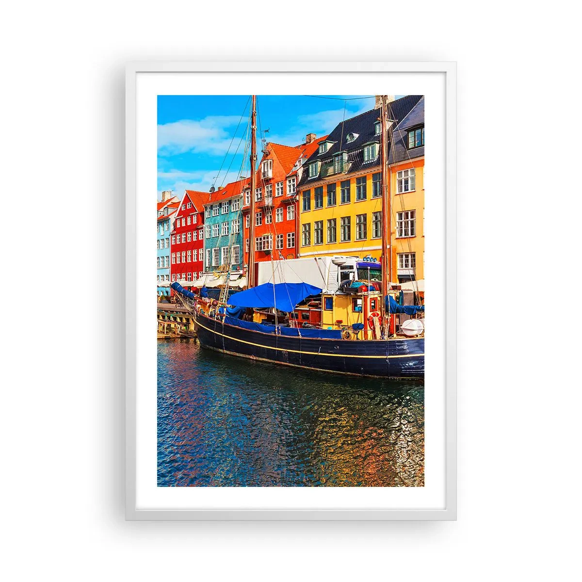 Poster în ramă albă - Portul vesel - 50x70 cm