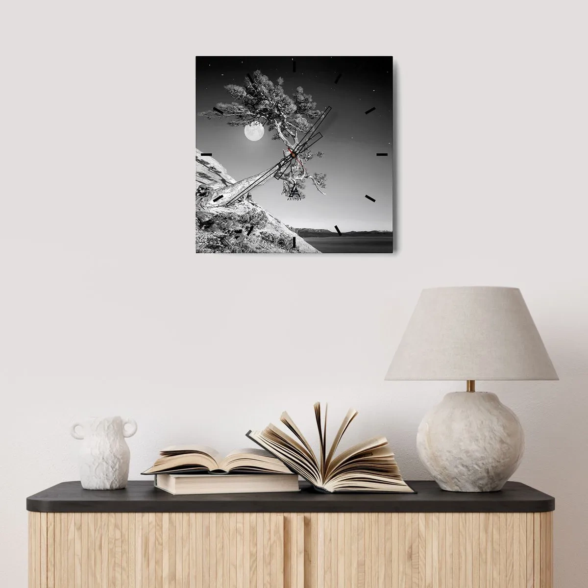 Ceas de perete - Ceas pe sticlă - Războinicul victorios - 30x30 cm