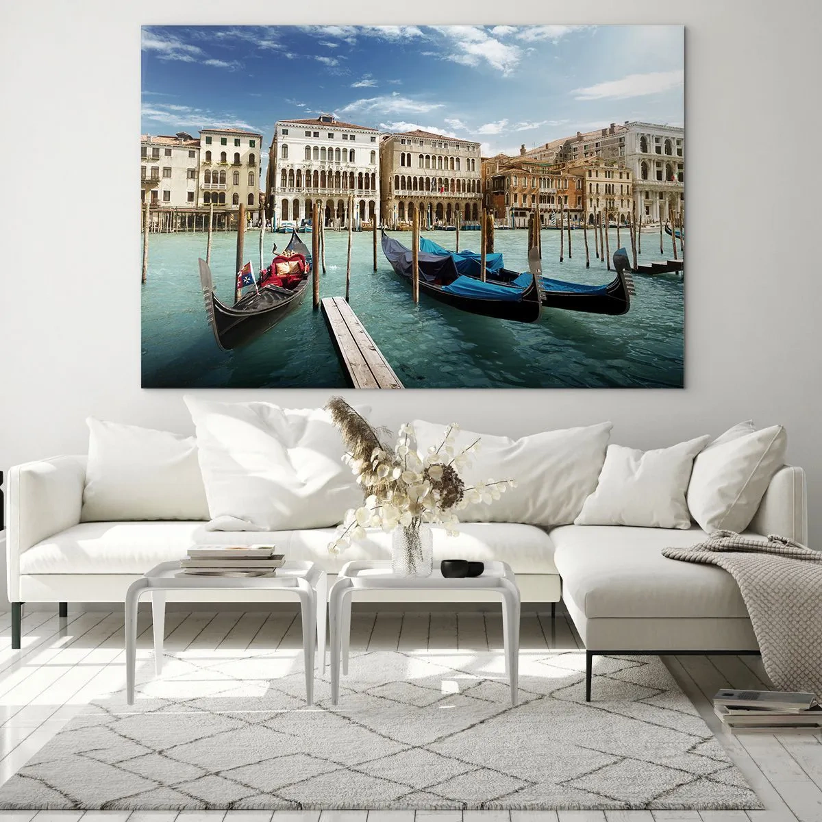 Tablou pe sticlă - Gondole pe un canal din Veneția într-o zi însorită - 70x50cm - Palate în albastru - Decorațiune modernă pentru perete pentru living și dormitor ARTTOR