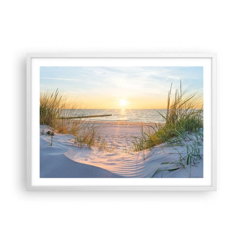 Poster în ramă albă - Zumzet de mare, o plajă sălbatică printre ierburi... - 70x50 cm