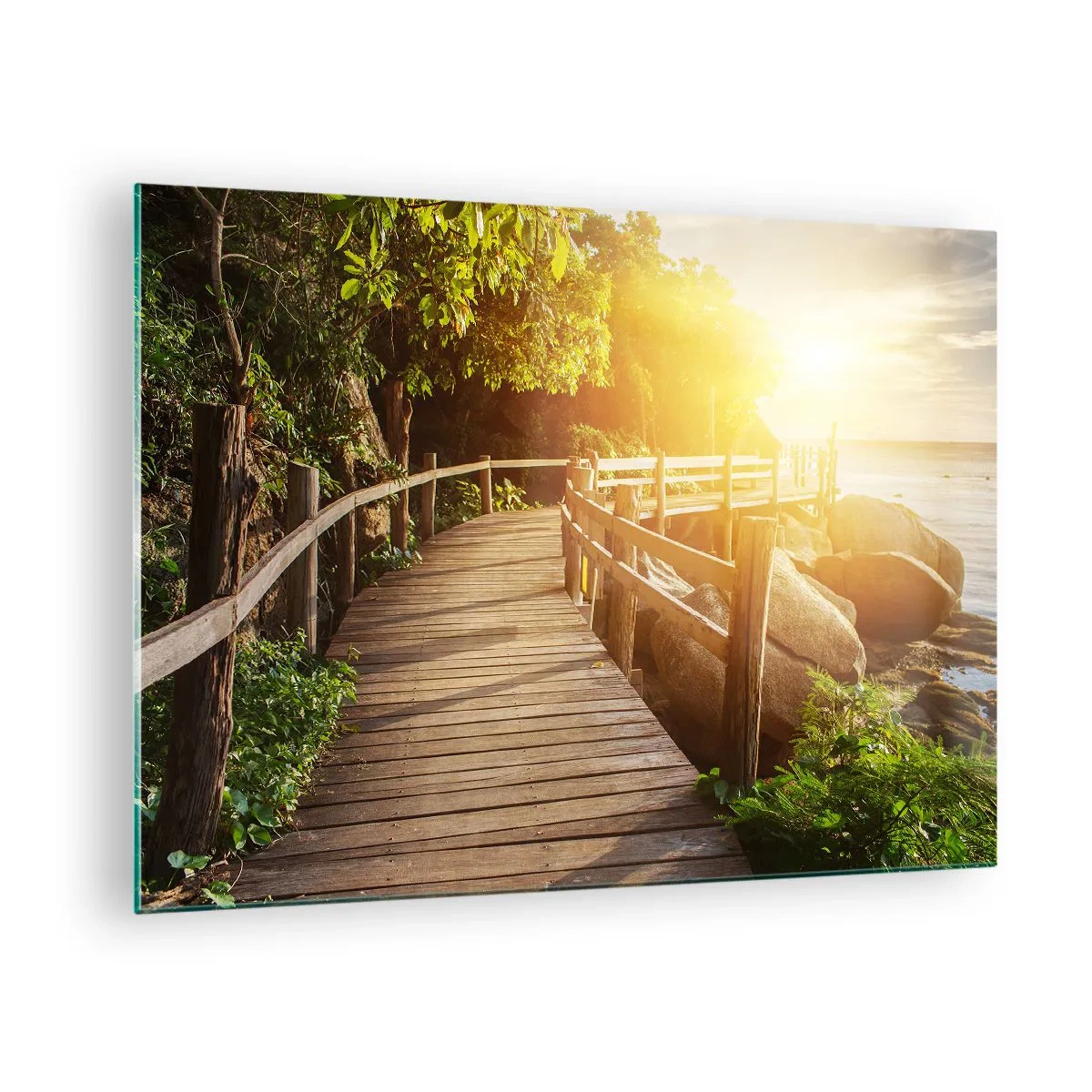 Tablou pe sticlă - alee de lemn printre copaci lângă mare, în lumina apusului - 70x50cm - O altă curbă, o altă minune - Decorațiune modernă pentru perete pentru living și dormitor ARTTOR