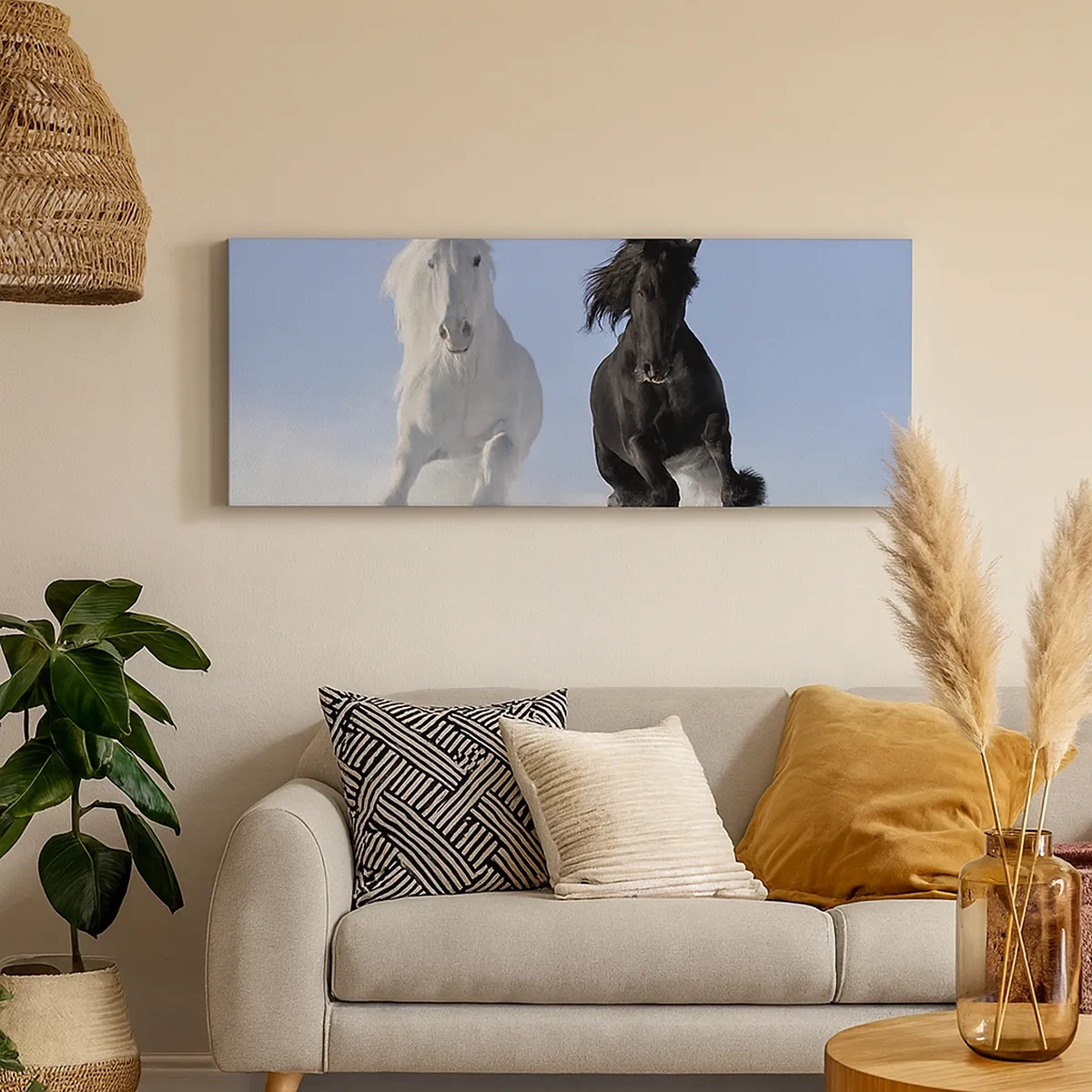 Tablou pe pânză - Galop de alb și negru - 30x30 cm