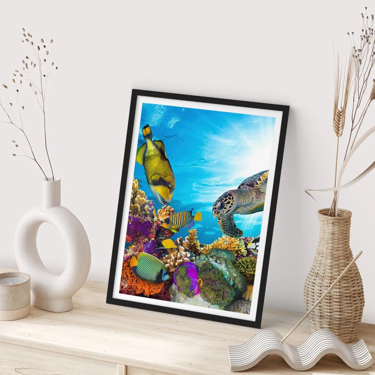Poster în ramă neagră - Promenada de corali - 40x50 cm