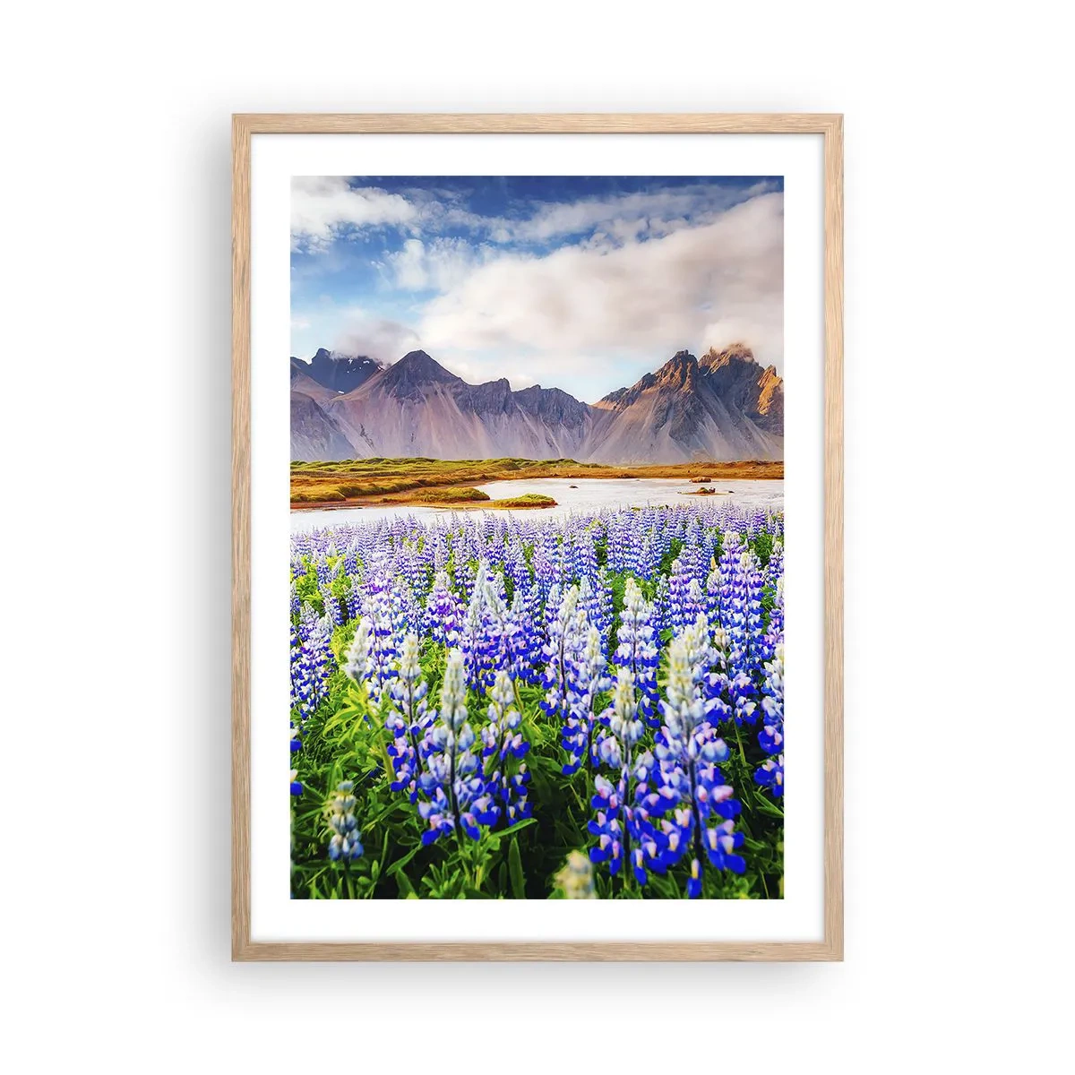 Poster în ramă de stejar deschis - Putere și severitate alături de blândețe - 50x70 cm