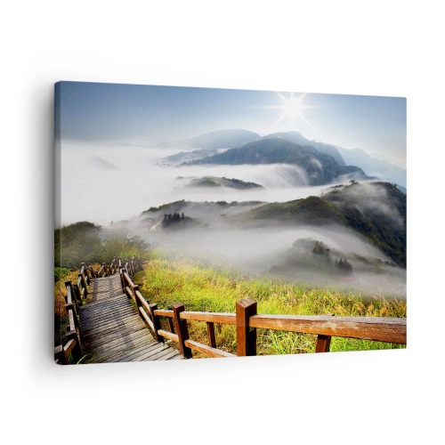 Tablou pe pânză Canvas - O potecă de lemn printre munții încețoșați dimineața - 70x50cm - Țesut de strălucire și ceață - Decorațiune modernă pentru perete pentru living și dormitor ARTTOR