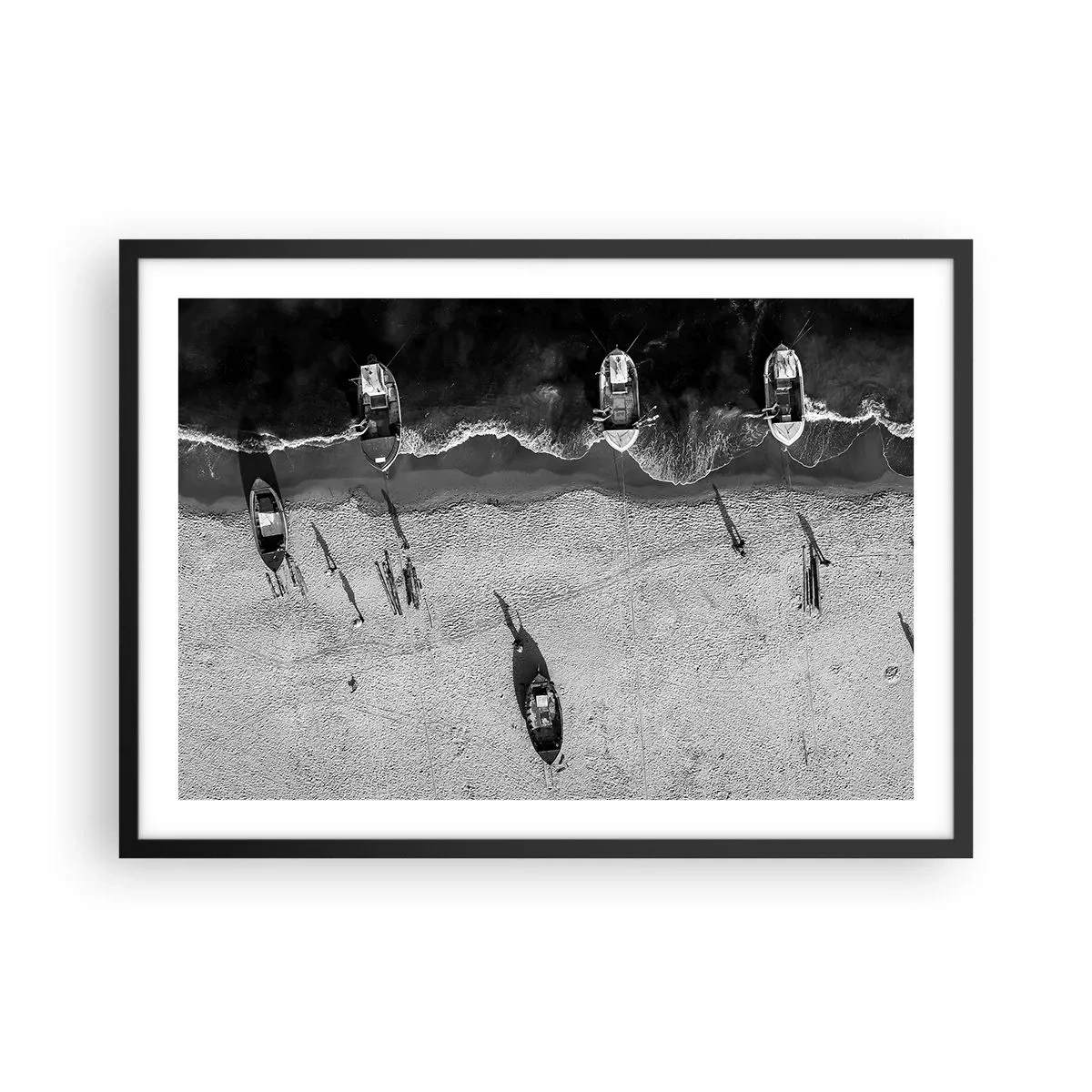 Poster în ramă neagră - Tot pe țărm... - 70x50 cm