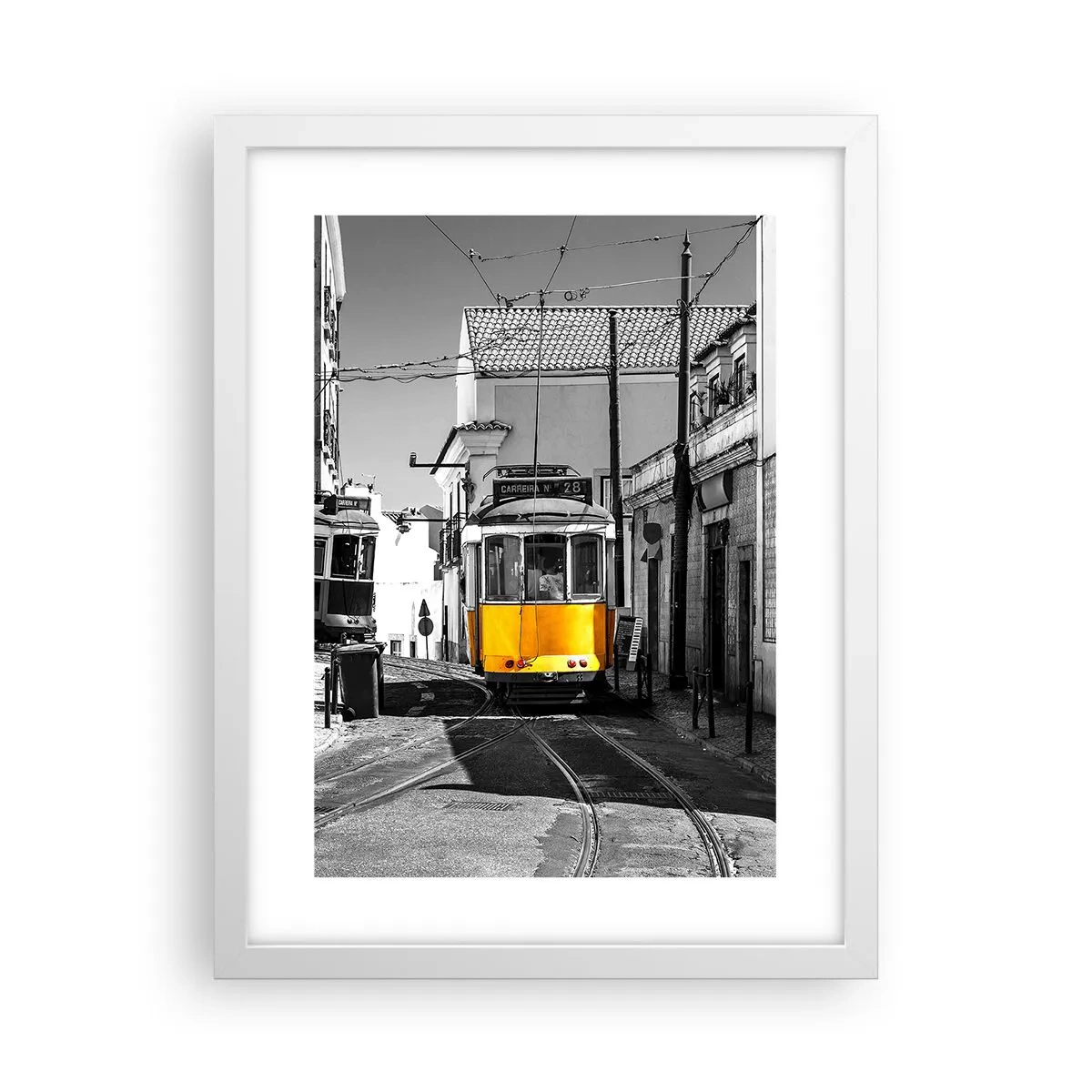 Poster în ramă albă - Spiritul Lisabonei - 30x40 cm