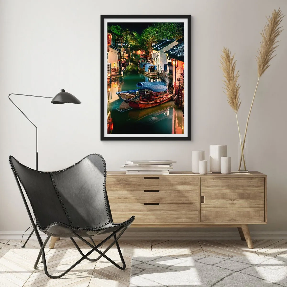 Poster în ramă neagră - O seară pe o stradă chinezească - 61x91 cm