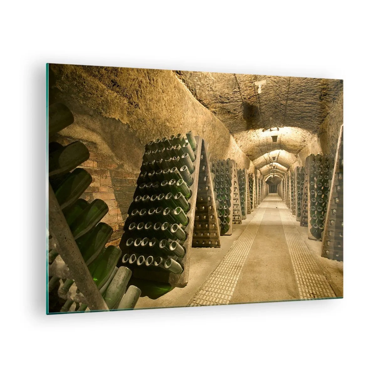 Tablou pe sticlă - O pivniță cu sticle de vin care învechesc pe rânduri - 70x50cm - Nașterea gustului - Decorațiune modernă pentru perete pentru living și dormitor ARTTOR