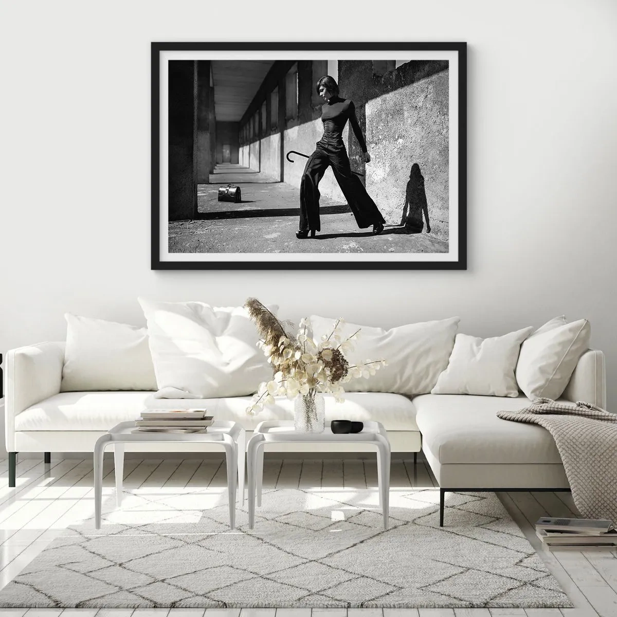 Poster în ramă neagră - Eleganță urbană - 70x50 cm