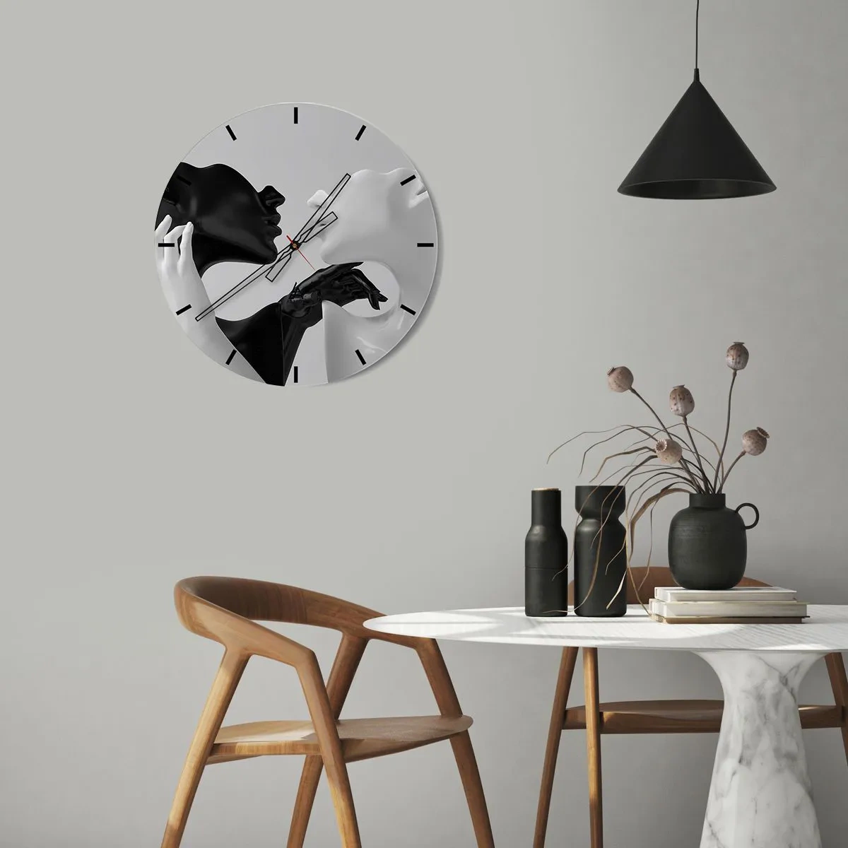 Ceas de perete - Ceas pe sticlă - O pereche de fețe și mâini alb-negru în actul unui prim-plan. - 30x30cm - Atracție - dorință - Decorațiune modernă pentru perete pentru living, bucătărie și dormitor ARTTOR