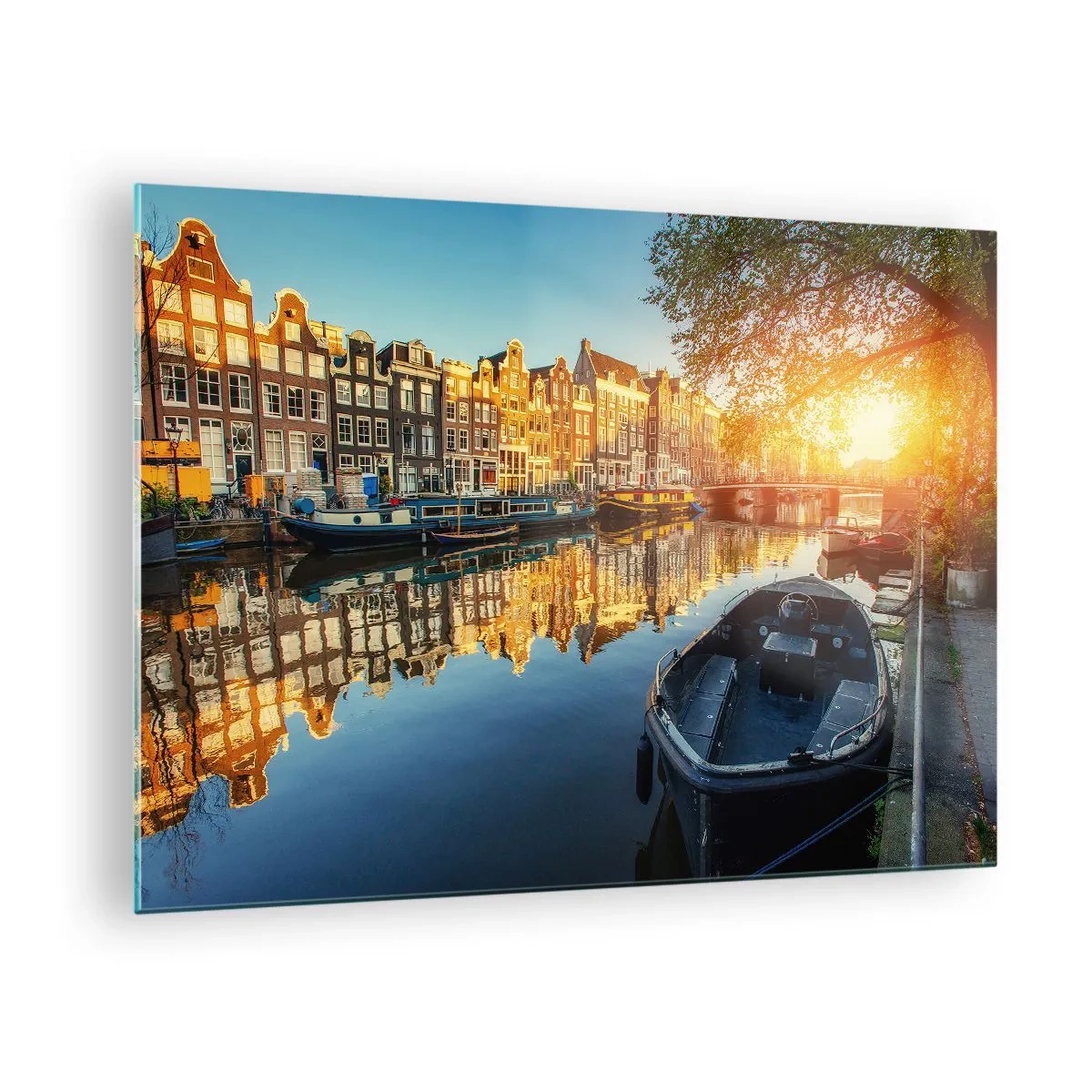 Tablou pe sticlă - Canalul din Amsterdam la apus - 70x50cm - Dimineața în Amsterdam - Decorațiune modernă pentru perete pentru living și dormitor ARTTOR