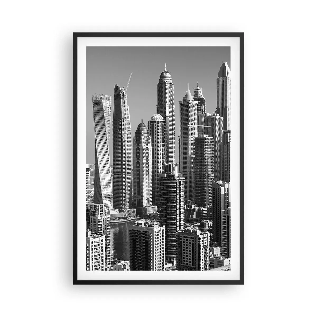 Poster în ramă neagră - Orașul de deasupra deșertului - 61x91 cm