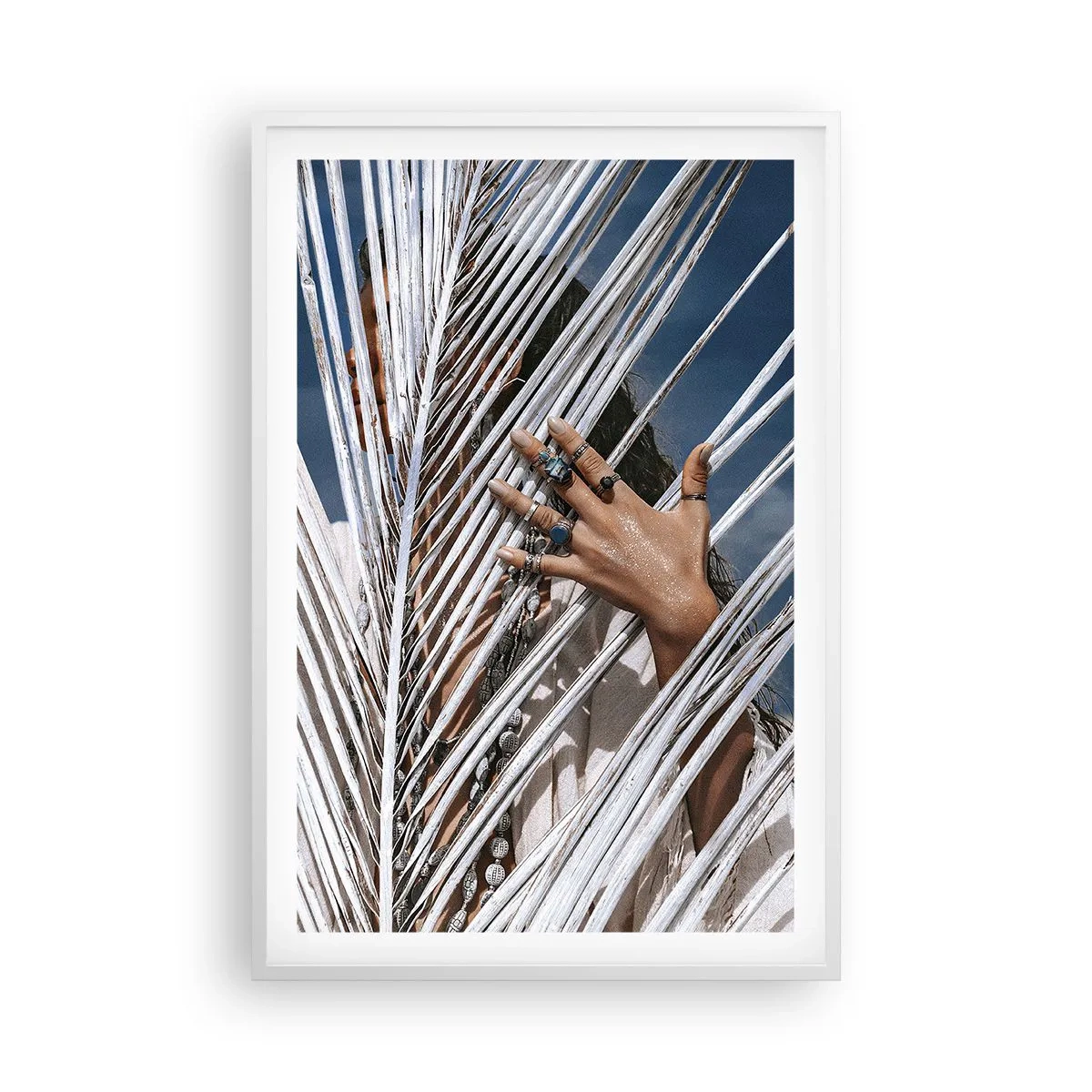 Poster în ramă albă - Prietena șamanului? - 61x91 cm