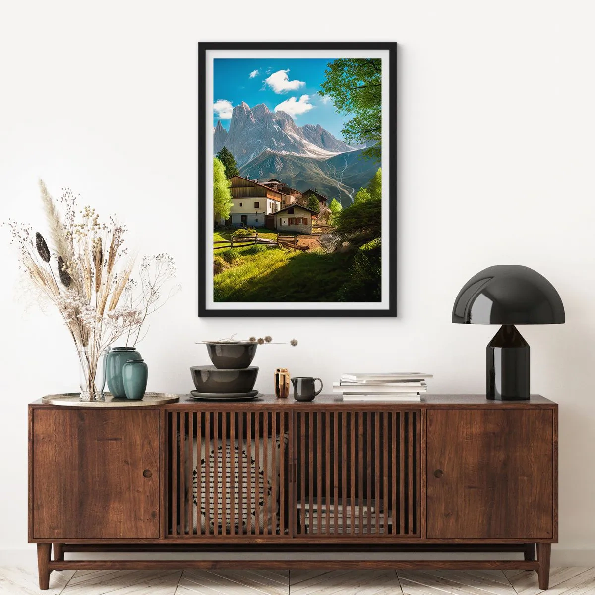 Poster în ramă neagră - Un sat de munte la poalele unor vârfuri maiestuoase - 50x70cm - Idilă alpină - Decorațiune modernă pentru perete pentru living și dormitor ARTTOR