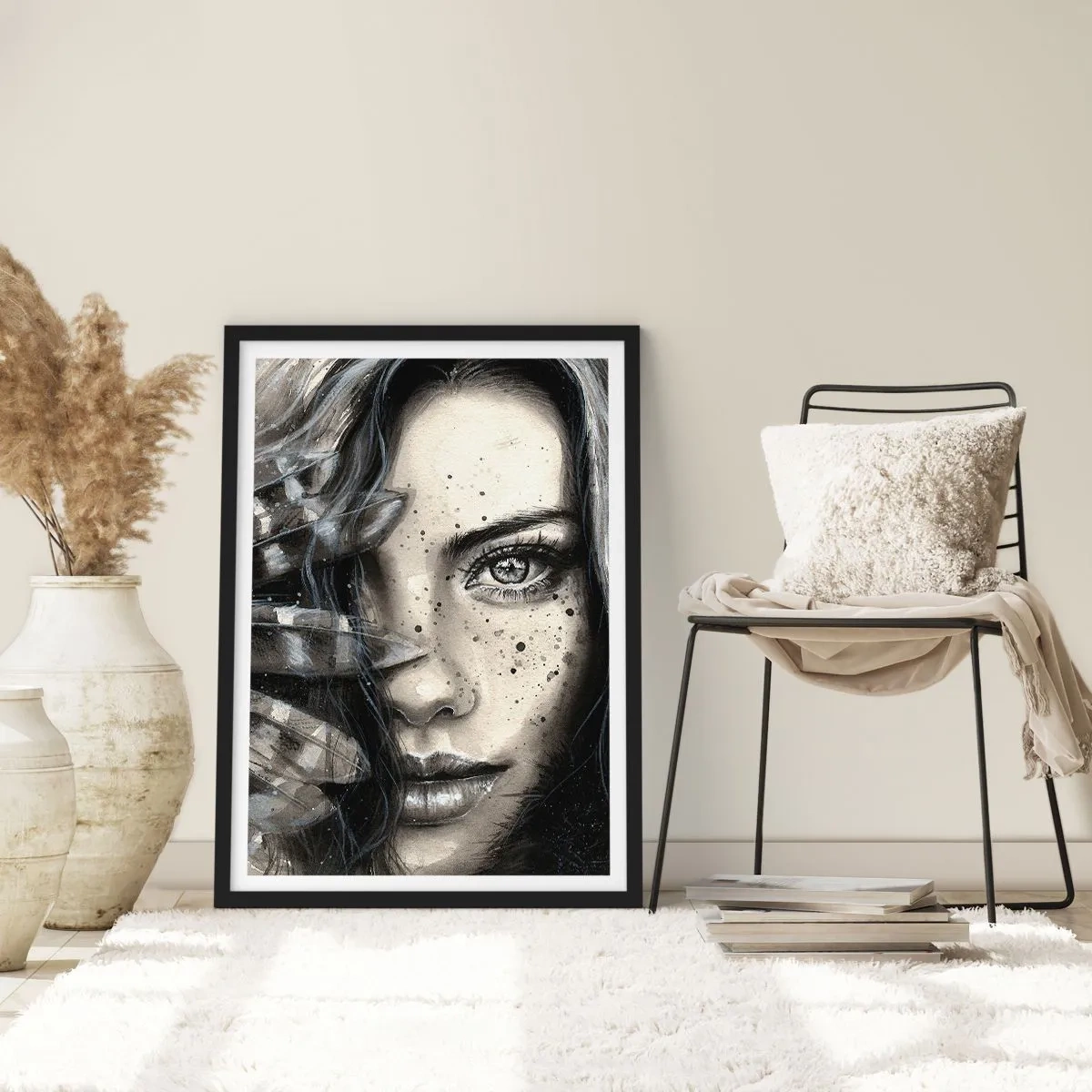 Poster în ramă neagră - Portretul unei femei în stil monocrom - 50x70cm - Frumusețe sălbatică - Decorațiune modernă pentru perete pentru living și dormitor ARTTOR