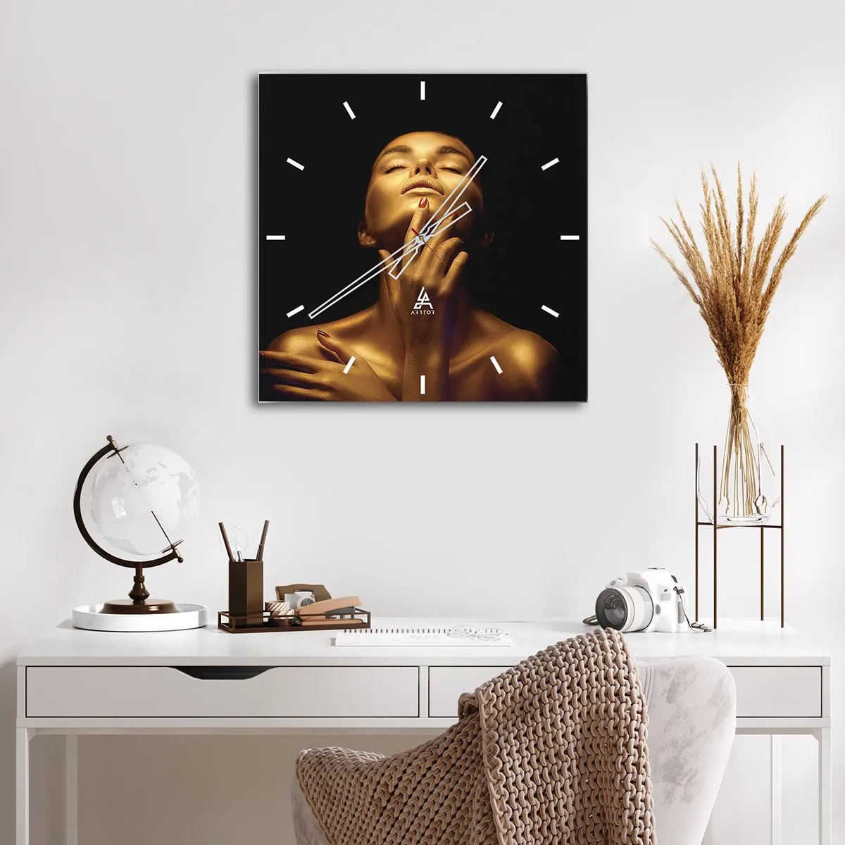 Ceas de perete - Ceas pe sticlă - Ca mătasea aurie - 40x40 cm