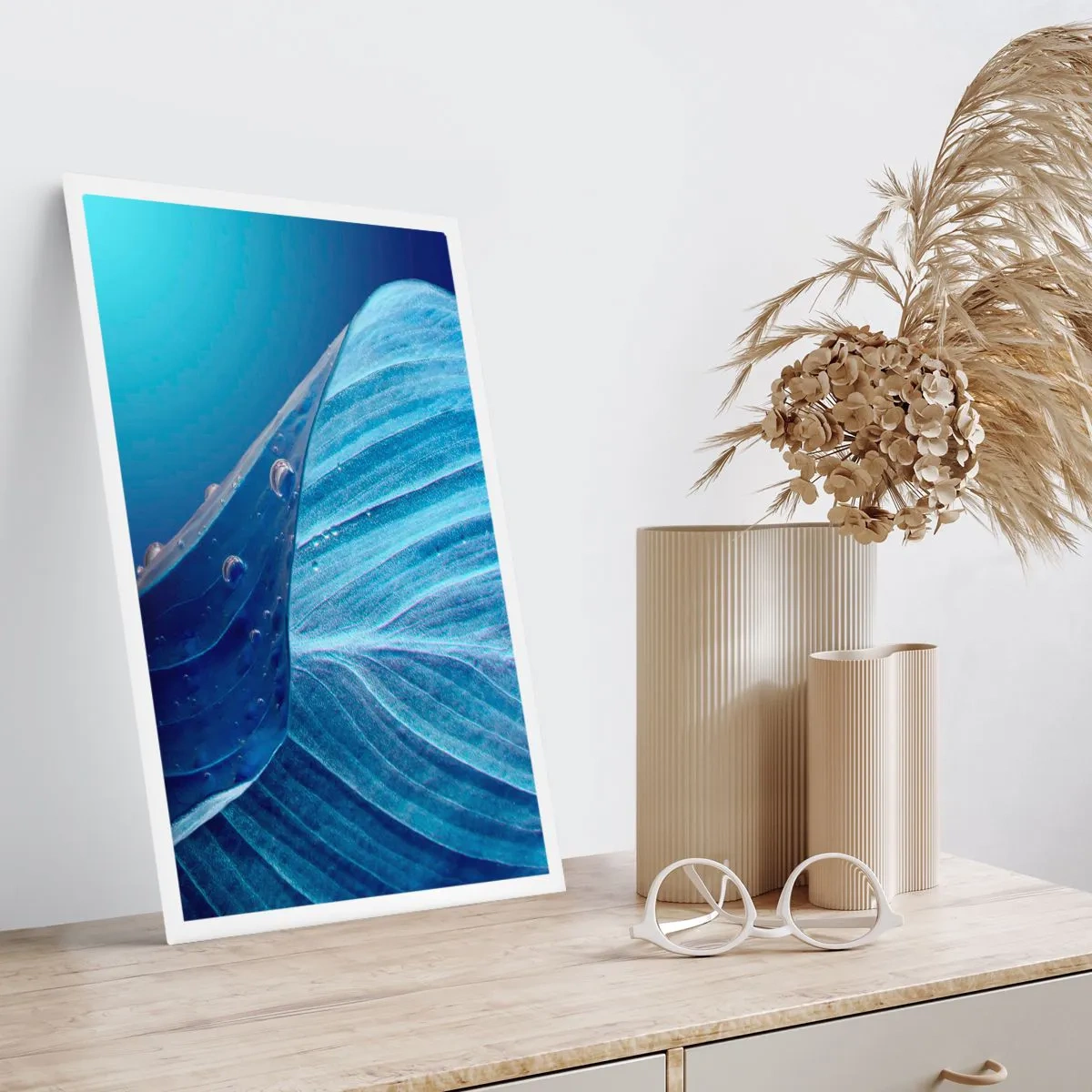 Poster - Picături ascunse de albastru - 70x100 cm