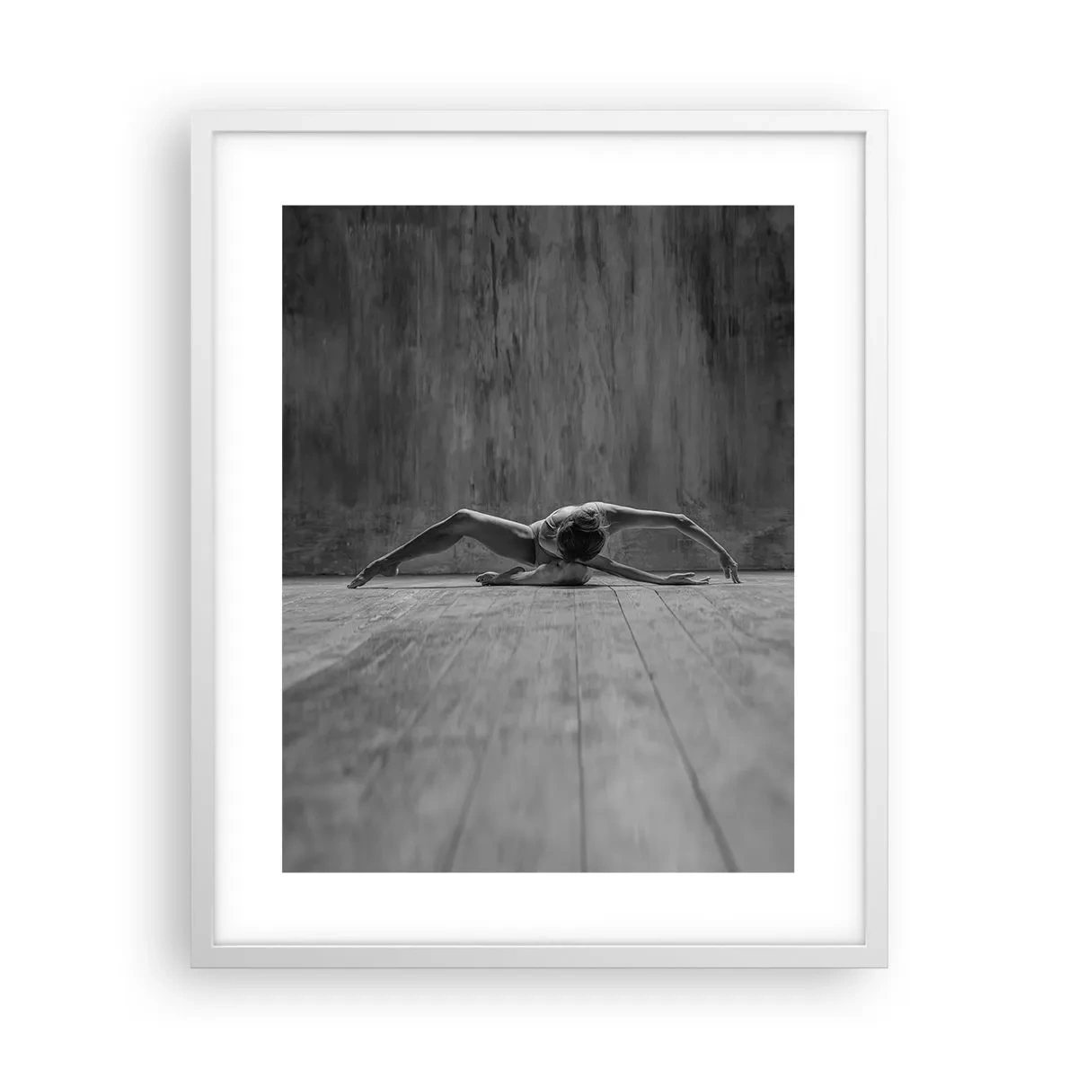 Poster în ramă albă - Simetria găsită - 40x50 cm