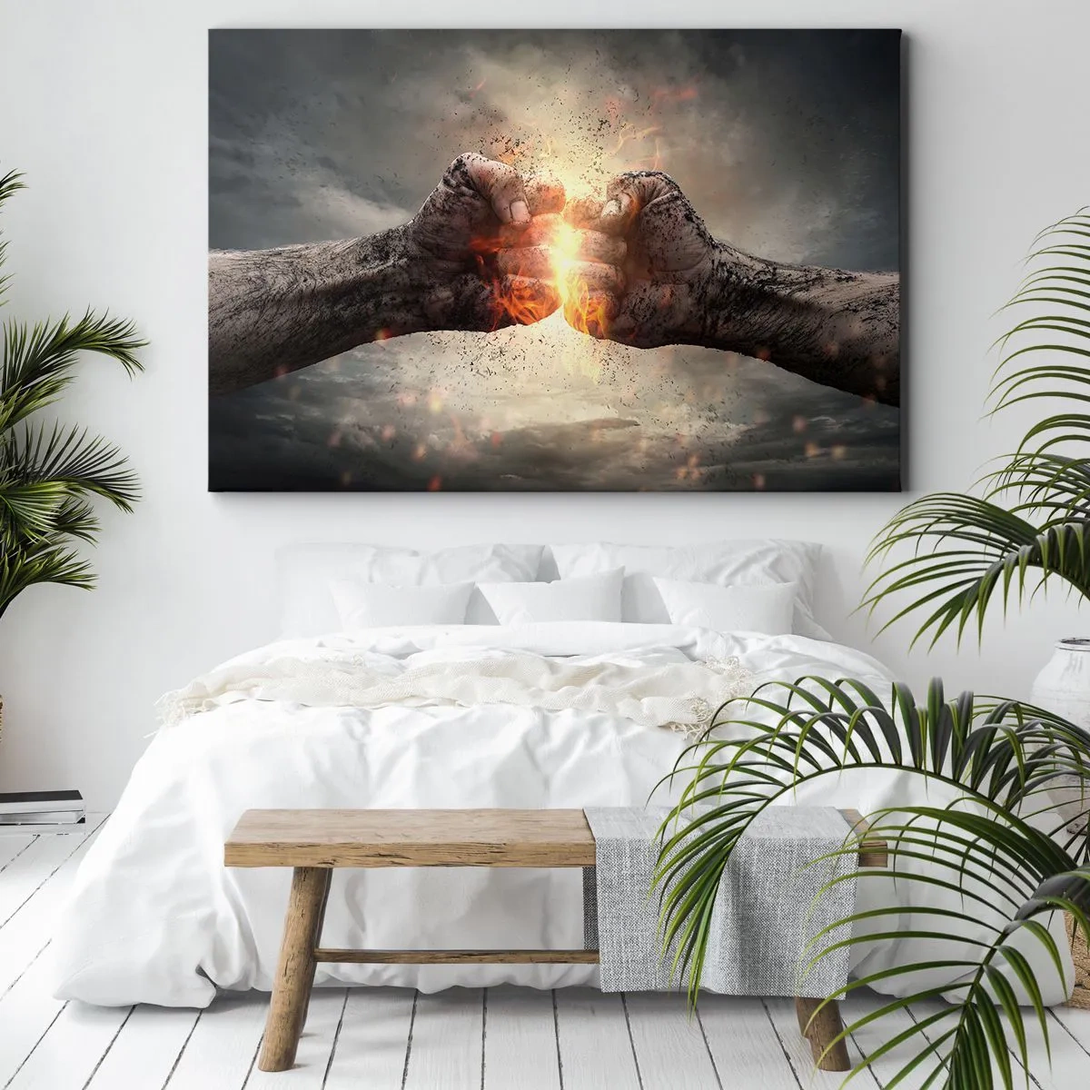 Tablou pe pânză Canvas - Pumni strânși într-o scenă dinamică de incendiu - 70x50cm - Ridică-te pentru a lupta - Decorațiune modernă pentru perete pentru living și dormitor ARTTOR
