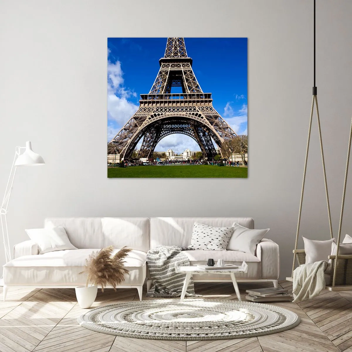 Tablou pe pânză - Întregul Paris la picioarele ei - 60x60 cm