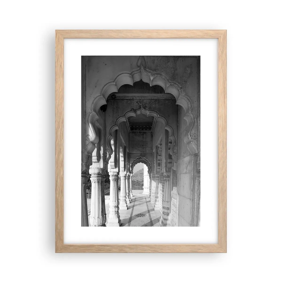 Poster în ramă de stejar deschis - Aici se întâmplă poveștile orientale - 30x40 cm