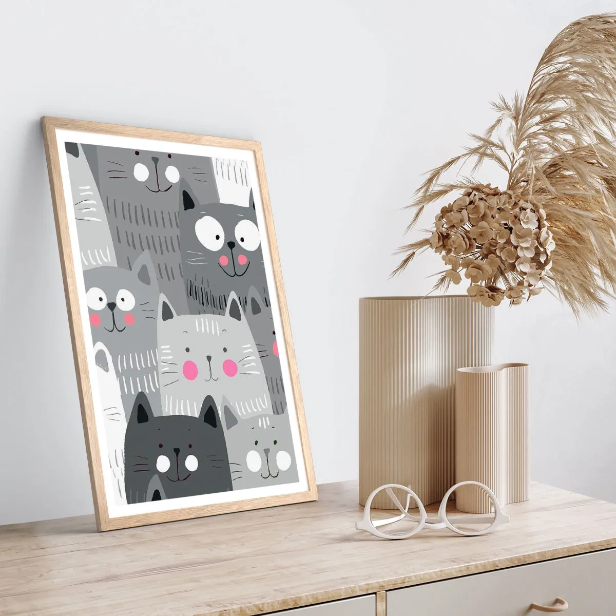Poster în ramă de stejar deschis - Lumea felină - 70x100 cm