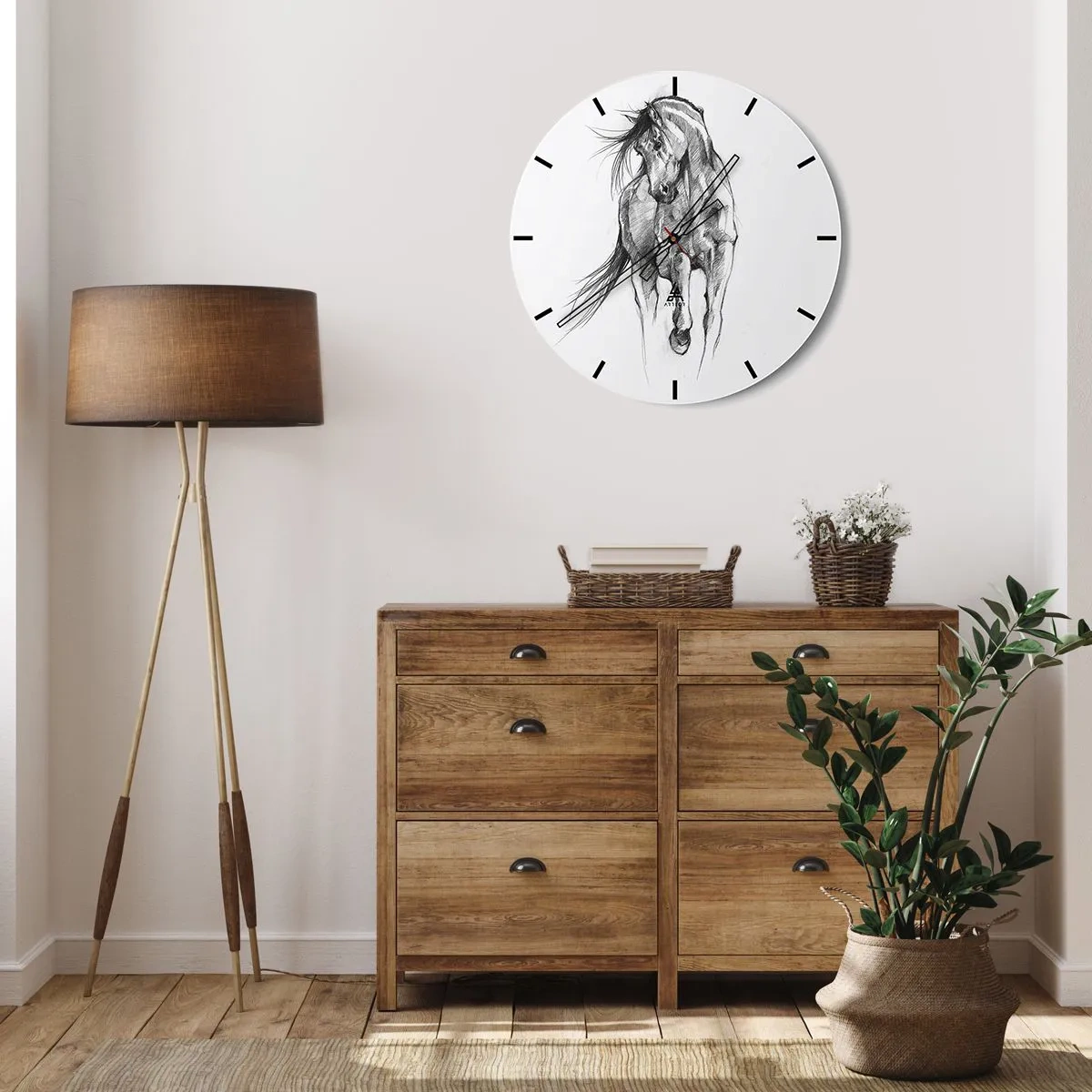 Ceas de perete - Ceas pe sticlă - O schiță în creion a unui cal în galop pe fundal alb. - 30x30cm - Într-un trap grațios - Decorațiune modernă pentru perete pentru living, bucătărie și dormitor ARTTOR