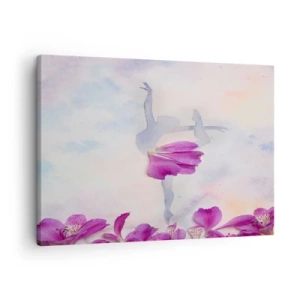 Tablou pe pânză Canvas - O dansatoare într-o rochie cu petale de flori pe un fundal pastel - 70x50cm - Delicată ca o floare - Decorațiune modernă pentru perete pentru living și dormitor ARTTOR