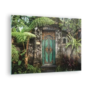 Tablou pe sticlă - Ușă turcoaz ornamentată într-un zid de piatră înconjurat de vegetație tropicală - 70x50cm - O ușă către o lume exotică - Decorațiune modernă pentru perete pentru living și dormitor ARTTOR