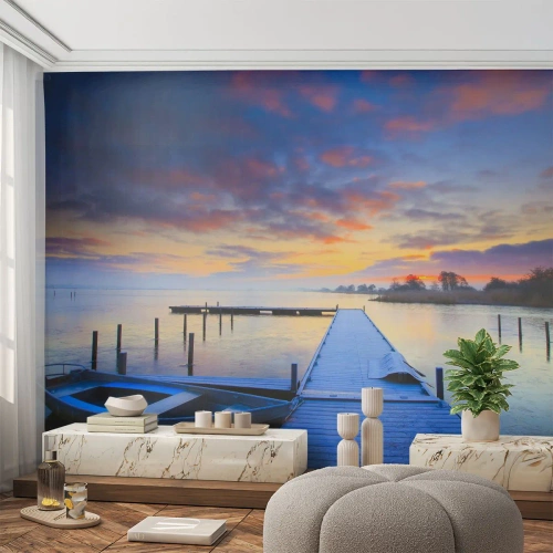 Tapet Premium Canvas - Seninătate mov-auriu - Peisaj, Lac, Barcă - 450x315 cm