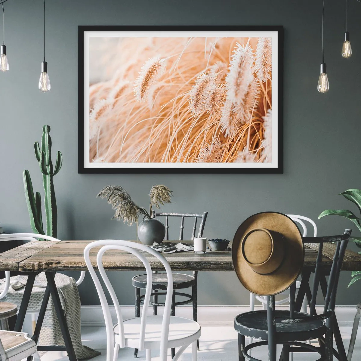 Poster în ramă neagră - Foșnetul auriu al ierburilor - 91x61 cm